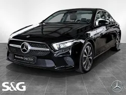 Unilack nachtschwarz Gebraucht 2022 Mercedes A200 Progressive Limousine | 27.890 € (Etwas zu teuer)