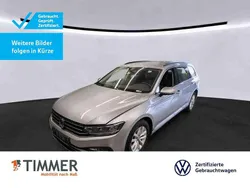 Silber Gebraucht 2022 VW Passat Business Kombi | 22.740 € (Fairer Preis)