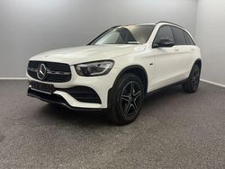 Weiß Gebraucht 2020 Mercedes GLC300e AMG line SUV | 39.599 € (Guter Preis)