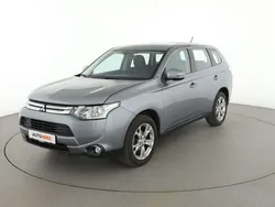 Grau Gebraucht 2015 Mitsubishi Outlander Classic Collection SUV | 12.790 € (Guter Preis)