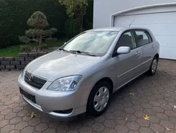 Silber Gebraucht 2005 Toyota Corolla Sol Limousine | 4.850 € (Etwas zu teuer)