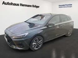 Cypress green Gebraucht 2024 Hyundai i30 Advantage Limousine | 27.990 € (Teuer)
