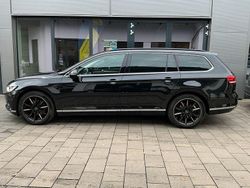 Deep black perleffekt Gebraucht 2019 VW Passat Comfortline Kombi | 16.850 € (Guter Preis)