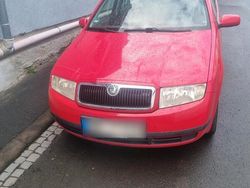 Rot Gebraucht 2004 Skoda Fabia Classic Kleinwagen | 3.000 € (Teuer)