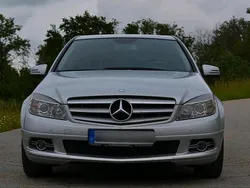Grau Gebraucht 2009 Mercedes C200 Limousine | 9.200 € (Teuer)