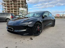 Schwarz Gebraucht 2024 Tesla Model 3 Performance Limousine | 50.000 € (Teuer)