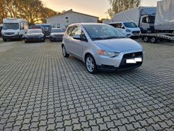 Silber Gebraucht 2009 Mitsubishi Colt Intense Limousine | 1.600 € (Fairer Preis)