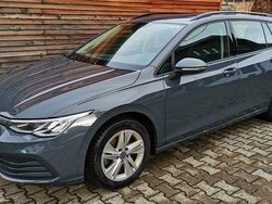Grau Gebraucht 2021 VW Golf VIII Life Kombi | 15.900 € (Guter Preis)