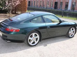 Tannengrünmetallic Gebraucht 1999 Porsche 911 Carrera 4 Coupé | 32.900 € (Guter Preis)
