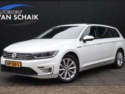 Weiß Gebraucht 2015 VW Passat Highline Kombi | 14.404 € (Fairer Preis)