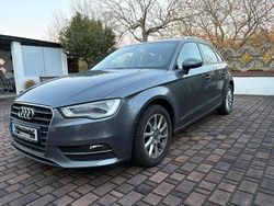 Grau Gebraucht 2014 Audi A3 Attraction Limousine | 9.999 € (Fairer Preis)