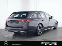 Gebraucht 2023 Mercedes E300 Avantgarde | 47.790 €