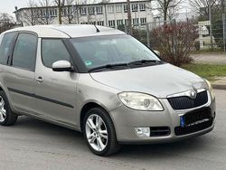 Beige Gebraucht 2006 Skoda Roomster Comfort Van / Kleinbus | 2.700 € (Fairer Preis)
