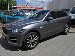 Corris grey Gebraucht 2017 Jaguar F-Pace R-Sport SUV | 22.990 € (Guter Preis)