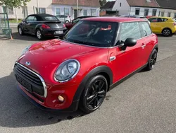 Rot Gebraucht 2015 Mini ONE Kleinwagen | 9.800 € (Fairer Preis)