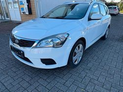 Weiß Gebraucht 2010 Kia Ceed 2 Kombi | 5.500 € (Fairer Preis)