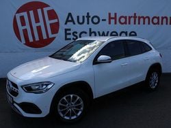 Polarweiß Gebraucht 2020 Mercedes GLA180 Advanced SUV | 24.380 € (Guter Preis)