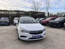 Schneeweiss/summitwhite/arctic Gebraucht 2019 Opel Astra Edition Limousine | 9.799 € (Guter Preis)