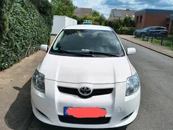 Weiß Gebraucht 2007 Toyota Auris Limousine | 4.990 € (Fairer Preis)