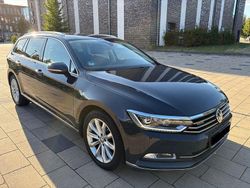Grau Gebraucht 2016 VW Passat Highline Kombi | 10.899 € (Superpreis)