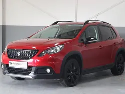 Rot Gebraucht 2017 Peugeot 2008 GT-line SUV | 9.990 € (Fairer Preis)