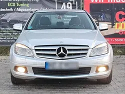 Silber Gebraucht 2007 Mercedes C220 Elegance Limousine | 9.500 €