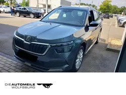 Grau Gebraucht 2020 Skoda Kamiq Style SUV | 15.990 € (Guter Preis)