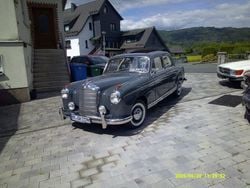 Grau Gebraucht 1959 Mercedes 219 Limousine | 29.800 €