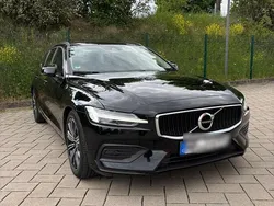 Schwarz Gebraucht 2021 Volvo V60 Kombi | 22.950 € (Superpreis)
