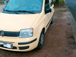 Gelb Gebraucht 2009 Fiat Panda Kleinwagen | 1.700 € (Fairer Preis)
