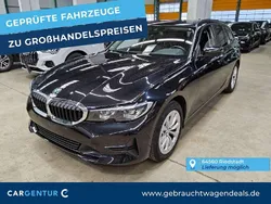 Black sapphire Gebraucht 2020 BMW 320 Advantage Kombi | 23.290 € (Superpreis)
