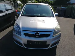 Silber Gebraucht 2007 Opel Zafira Van / Kleinbus | 950 € (Superpreis)