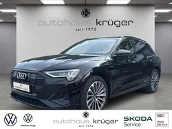 Schwarz Gebraucht 2021 Audi e-tron S-Line SUV | 32.900 € (Fairer Preis)