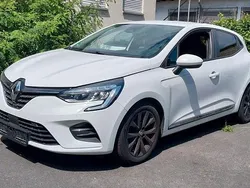 Weiß Gebraucht 2020 Renault Clio V Kleinwagen | 7.299 € (Fairer Preis)