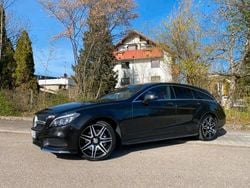 Schwarz Gebraucht 2015 Mercedes 350 Kombi | 27.500 €
