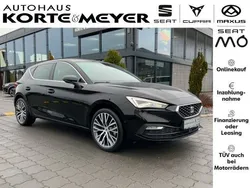 Midnight schwarz metallic Gebraucht 2021 Seat Leon XCELLENCE Limousine | 22.790 € (Fairer Preis)