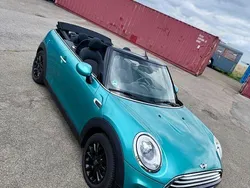 Blau Gebraucht 2017 Mini Cooper Kleinwagen | 13.900 € (Etwas zu teuer)