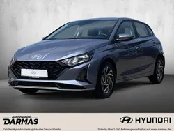Blau Gebraucht 2024 Hyundai i20 Trend Limousine | 17.590 € (Guter Preis)