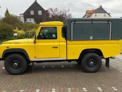 Gelb Gebraucht 2002 Land Rover Defender SUV | 16.000 €
