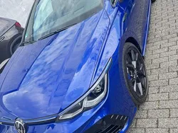 Blau Gebraucht 2021 VW Golf VIII R Limousine | 37.500 € (Etwas zu teuer)
