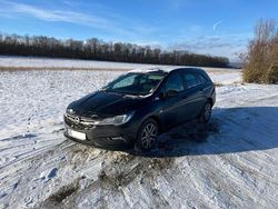 Schwarz Gebraucht 2018 Opel Astra Business Kombi | 4.600 € (Guter Preis)