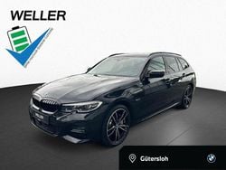 Black sapphire (schwarz) Gebraucht 2022 BMW 330e Shadowline Kombi | 29.950 € (Guter Preis)
