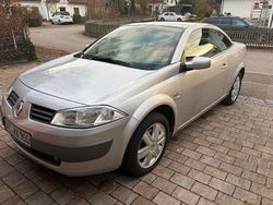 Silber Gebraucht 2005 Renault Mégane Cabriolet Dynamique Cabrio | 1.990 € (Fairer Preis)