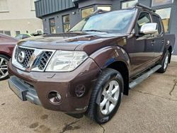 Braun Gebraucht 2013 Nissan Navara Abholung | 13.770 € (Fairer Preis)