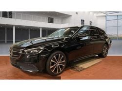 Schwarz Gebraucht 2022 Mercedes E300 Night Kombi | 32.980 € (Guter Preis)