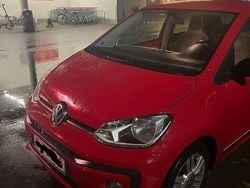 Rot Gebraucht 2017 VW up! Beats Kleinwagen | 8.299 € (Guter Preis)