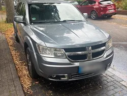 Grau Gebraucht 2009 Dodge Journey SUV | 7.500 €