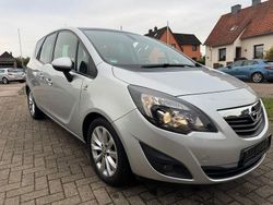 Silber Gebraucht 2013 Opel Meriva Edition Van / Kleinbus | 2.490 € (Fairer Preis)