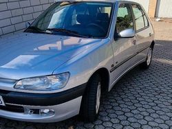 Silber Gebraucht 1999 Peugeot 306 Limousine | 1.490 € (Fairer Preis)