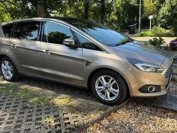 Andere farben Gebraucht 2018 Ford S-MAX Titanium Van / Kleinbus | 17.990 € (Etwas zu teuer)
